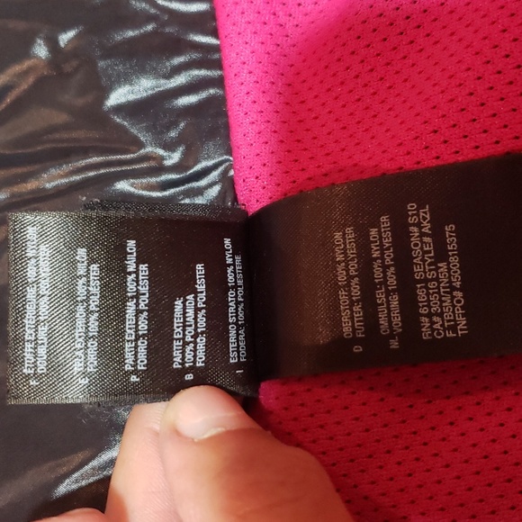 Gorg Northface zip up jacket windbreaker black with pink lining - Picture 12 of 12